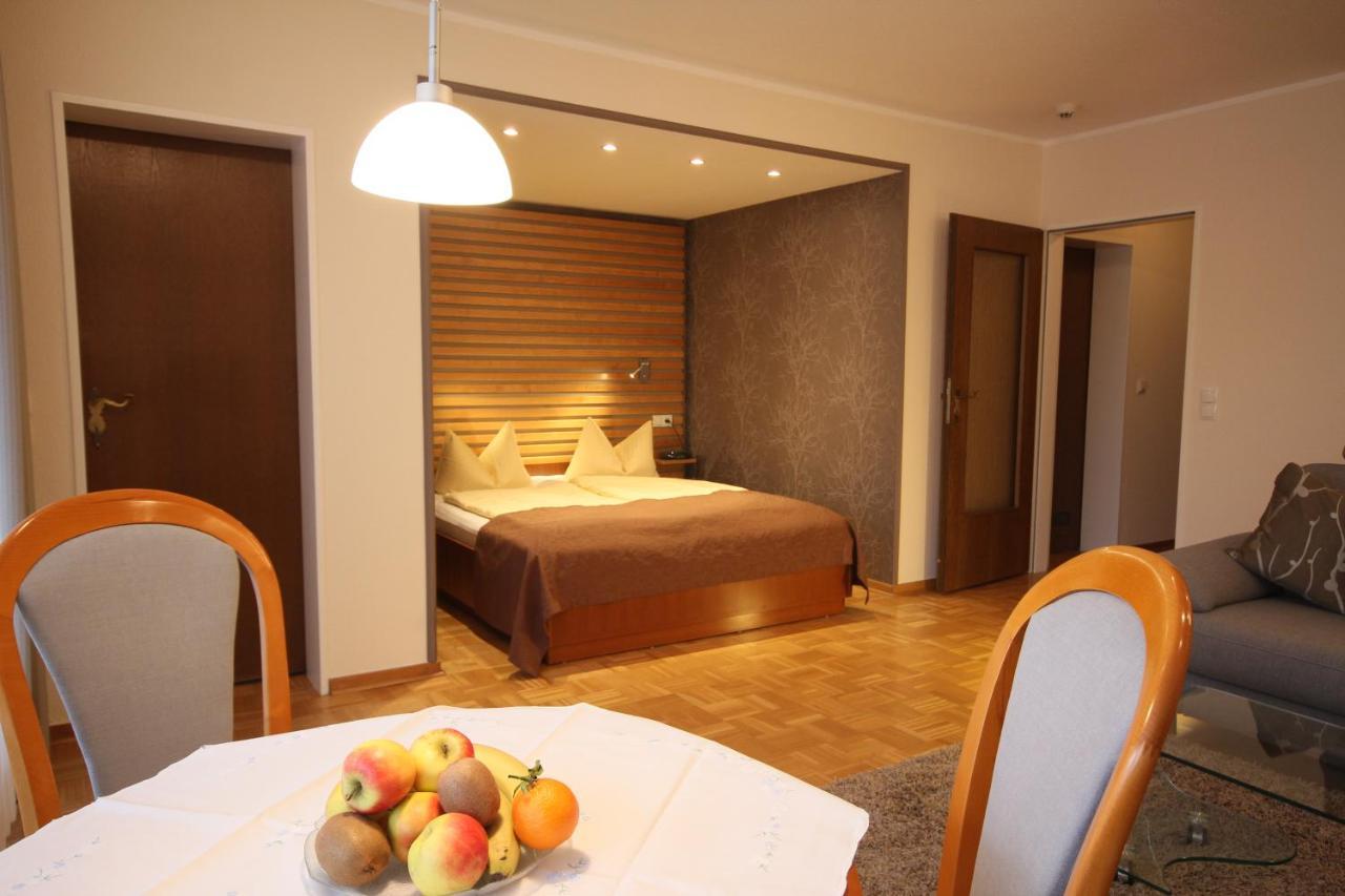 Cafe Schneidewind Hotel บัดเพอร์ทอนท์ ภายนอก รูปภาพ