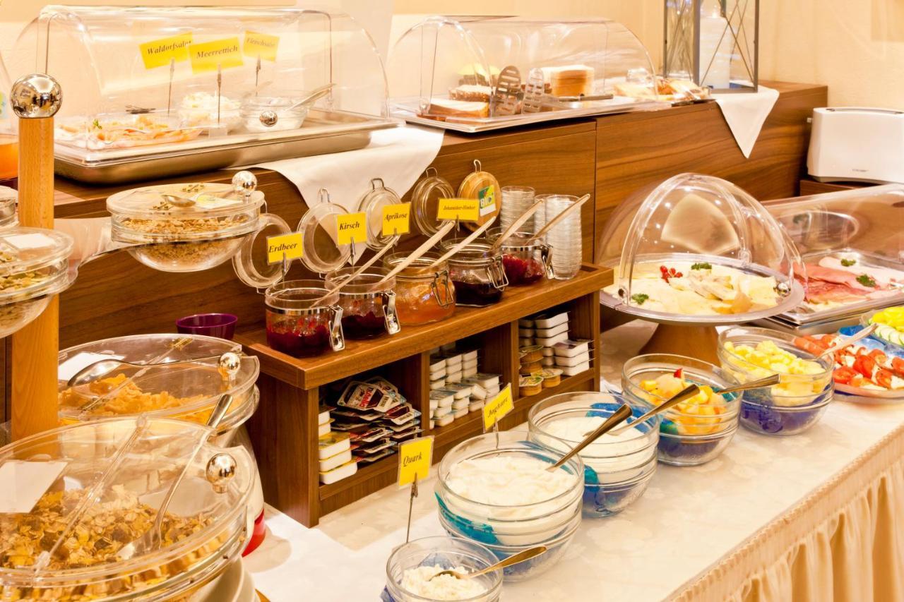 Cafe Schneidewind Hotel บัดเพอร์ทอนท์ ภายนอก รูปภาพ